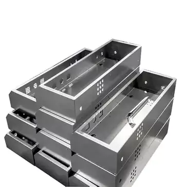 In che modo la fabbricazione di lamiere di prodotti metallici risolve le sfide della produzione?