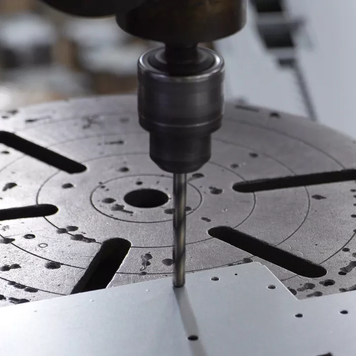 Produzione di lamiere CNC