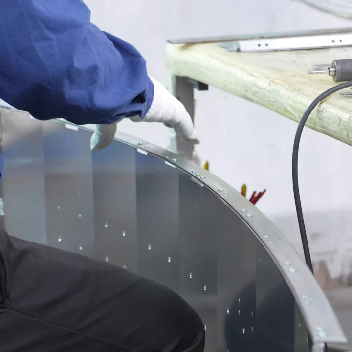 Lamiera curva di precisione